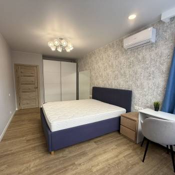 Продается 1-комнатная квартира, 45 м²