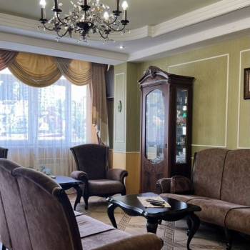 Продается Многокомнатная квартира, 155 м²