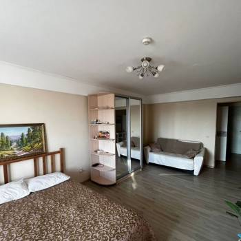 Сдается 1-комнатная квартира, 48 м²