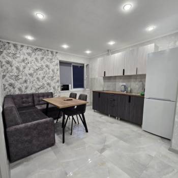 Сдается Многокомнатная квартира, 60 м²