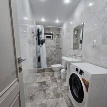 Сдается Многокомнатная квартира, 60 м²
