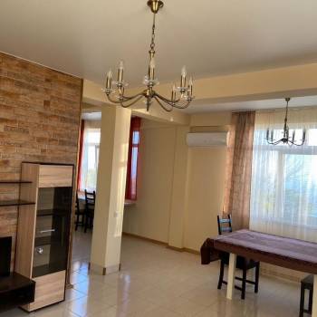 Сдается Многокомнатная квартира, 100 м²