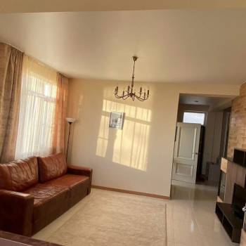 Сдается Многокомнатная квартира, 100 м²