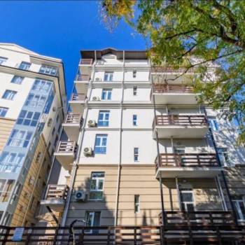 Продается 1-комнатная квартира, 32 м²