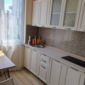 Сдается 1-комнатная квартира, 50 м²