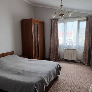 Сдается 1-комнатная квартира, 49 м²