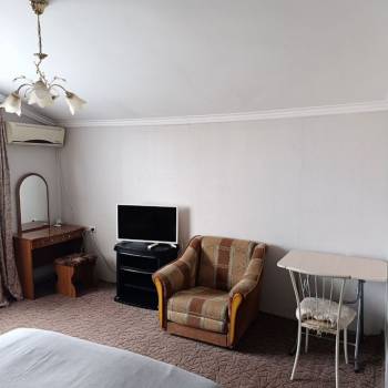 Сдается 1-комнатная квартира, 49 м²