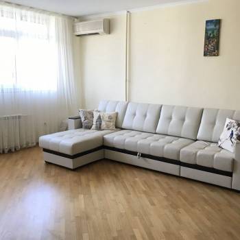 Сдается 1-комнатная квартира, 44 м²