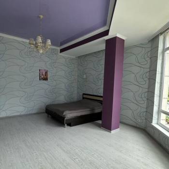 Сдается 1-комнатная квартира, 70 м²