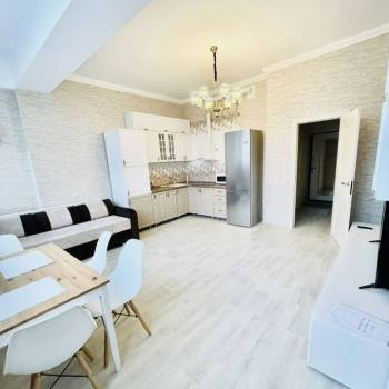 Продается 1-комнатная квартира, 60 м²