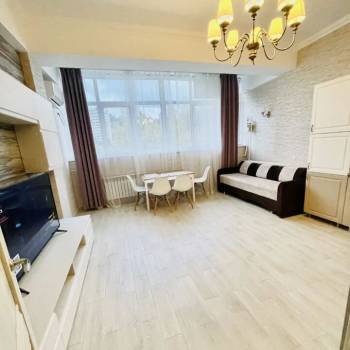 Продается 1-комнатная квартира, 60 м²