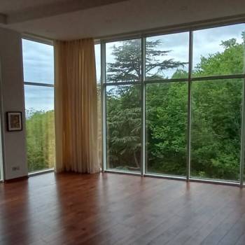 Продается Многокомнатная квартира, 185 м²
