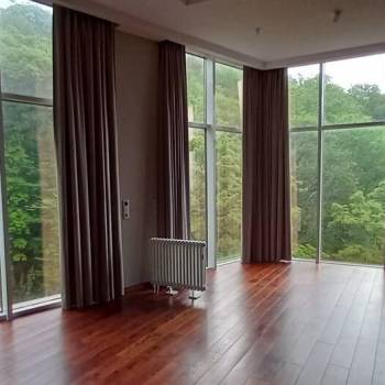 Продается Многокомнатная квартира, 185 м²