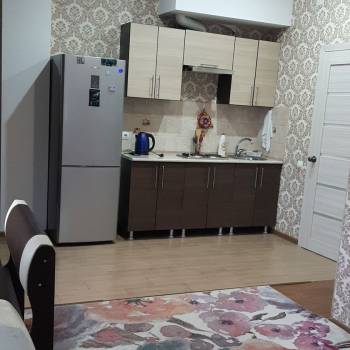 Сдается 1-комнатная квартира, 50 м²