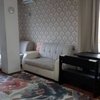Сдается 1-комнатная квартира, 50 м²