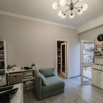 Продается 1-комнатная квартира, 30,3 м²