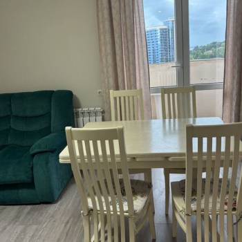 Продается 1-комнатная квартира, 66 м²
