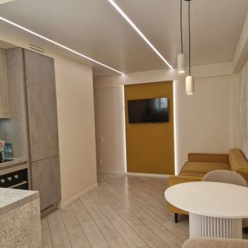 Продается Многокомнатная квартира, 100 м²