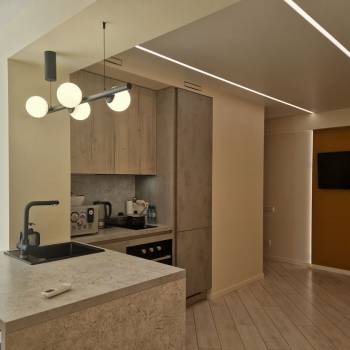 Продается Многокомнатная квартира, 100 м²