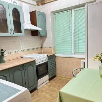 Продается 1-комнатная квартира, 32 м²