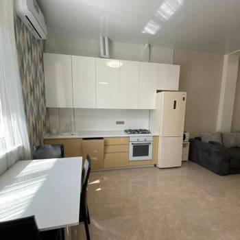 Продается 1-комнатная квартира, 43 м²