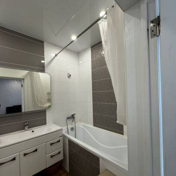 Сдается 1-комнатная квартира, 37 м²