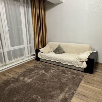 Сдается 2-х комнатная квартира, 60 м²