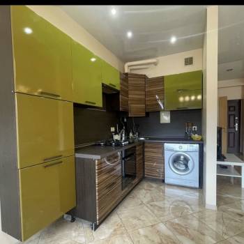 Сдается 1-комнатная квартира, 50 м²