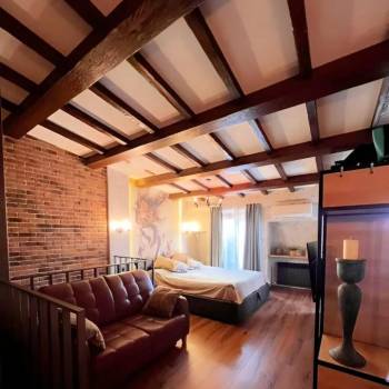 Сдается 2-х комнатная квартира, 79 м²