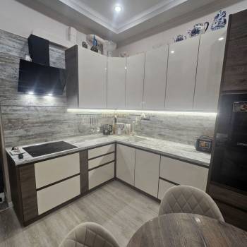 Продается Многокомнатная квартира, 127 м²