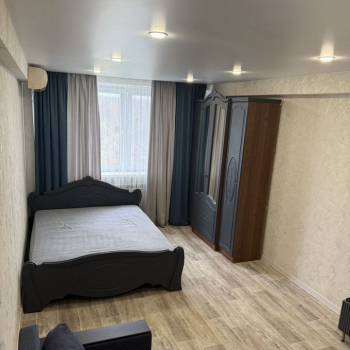 Сдается 1-комнатная квартира, 39 м²
