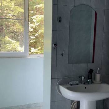 Продается Многокомнатная квартира, 70,9 м²