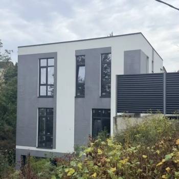 Продается Дом, 180 м²