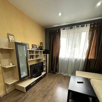 Продается 1-комнатная квартира, 30 м²