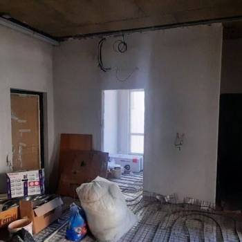 Продается Многокомнатная квартира, 61,7 м²