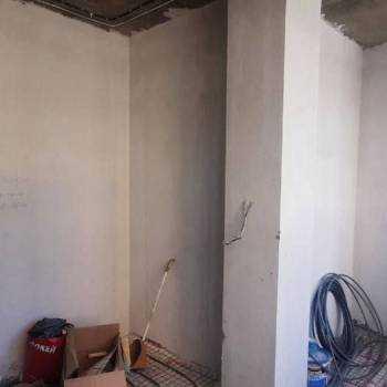 Продается Многокомнатная квартира, 61,7 м²