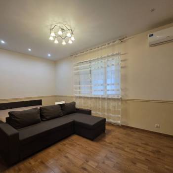 Сдается 2-х комнатная квартира, 74 м²