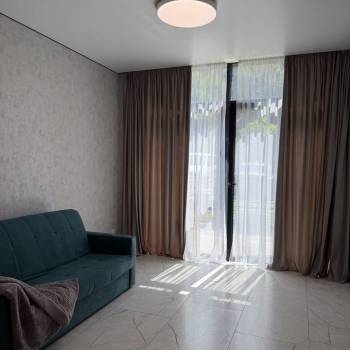 Сдается 1-комнатная квартира, 42 м²