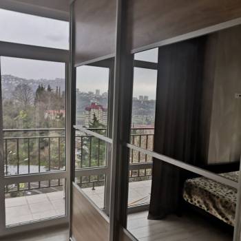 Продается 1-комнатная квартира, 32 м²