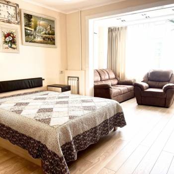 Сдается 2-х комнатная квартира, 72 м²