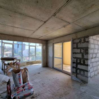 Продается 1-комнатная квартира, 64 м²
