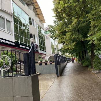 Сдается Многокомнатная квартира, 107 м²
