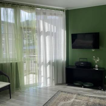 Сдается 1-комнатная квартира, 37 м²