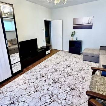 Сдается 2-х комнатная квартира, 58 м²