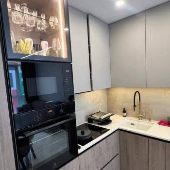 Продается Многокомнатная квартира, 75 м²