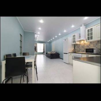 Сдается Многокомнатная квартира, 90 м²