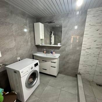 Сдается Многокомнатная квартира, 60 м²