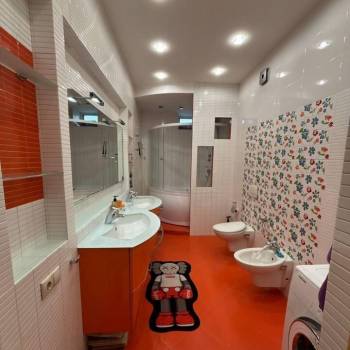 Сдается Многокомнатная квартира, 98 м²