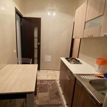 Сдается 1-комнатная квартира, 37 м²