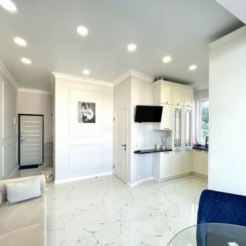 Продается 1-комнатная квартира, 36 м²